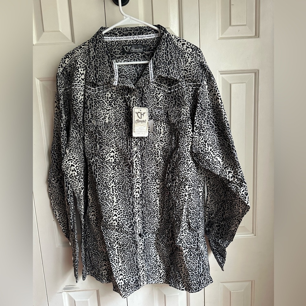 Cowgirl Hardware Long Sleeve ButtonDown